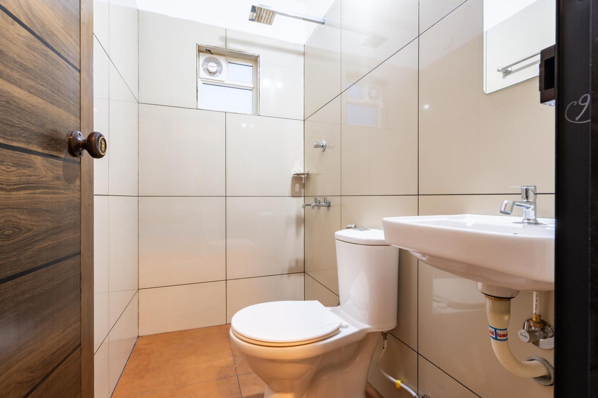 Yaad Residency Hotel Kochi Kültér fotó