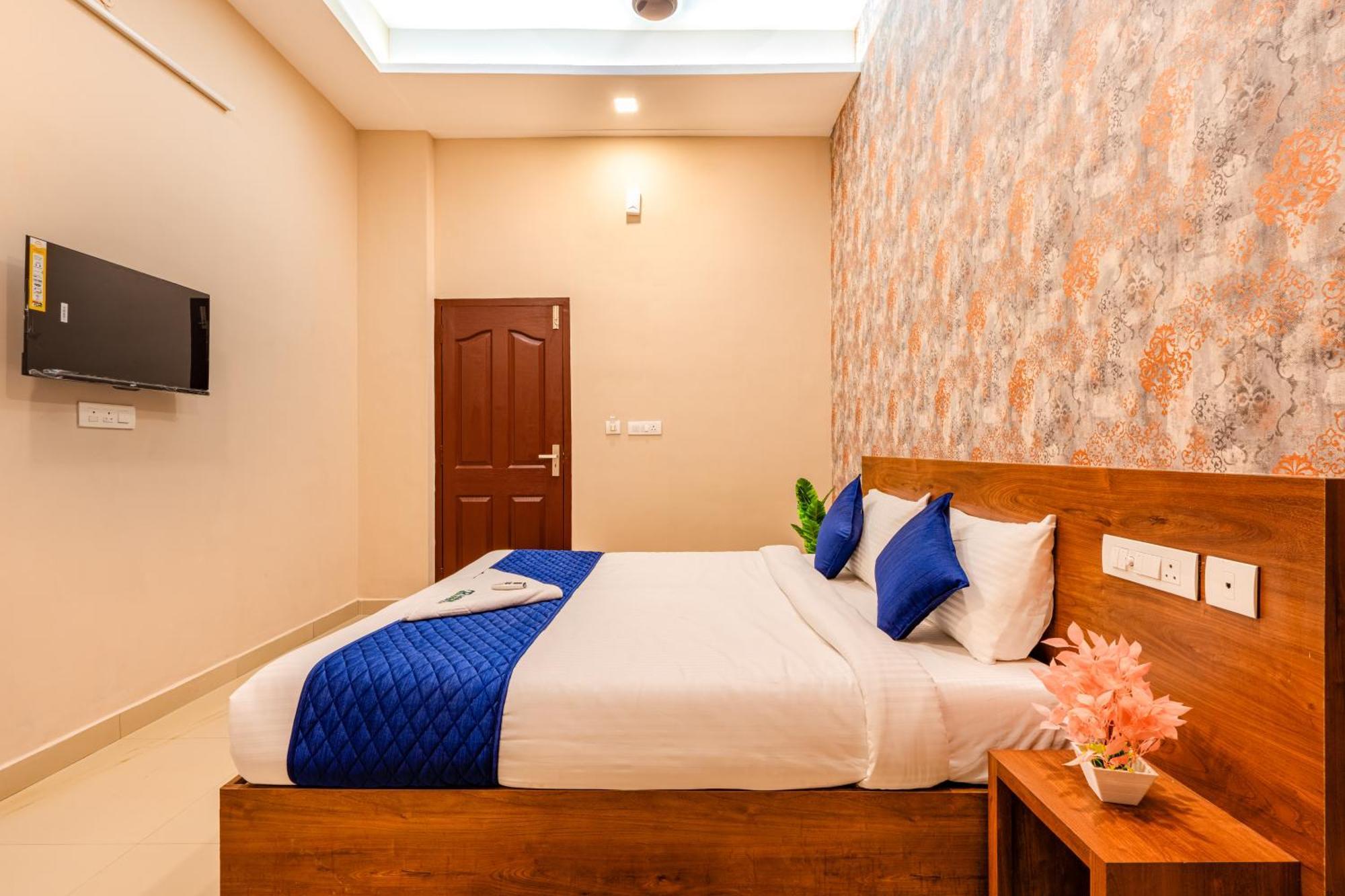 Yaad Residency Hotel Kochi Kültér fotó