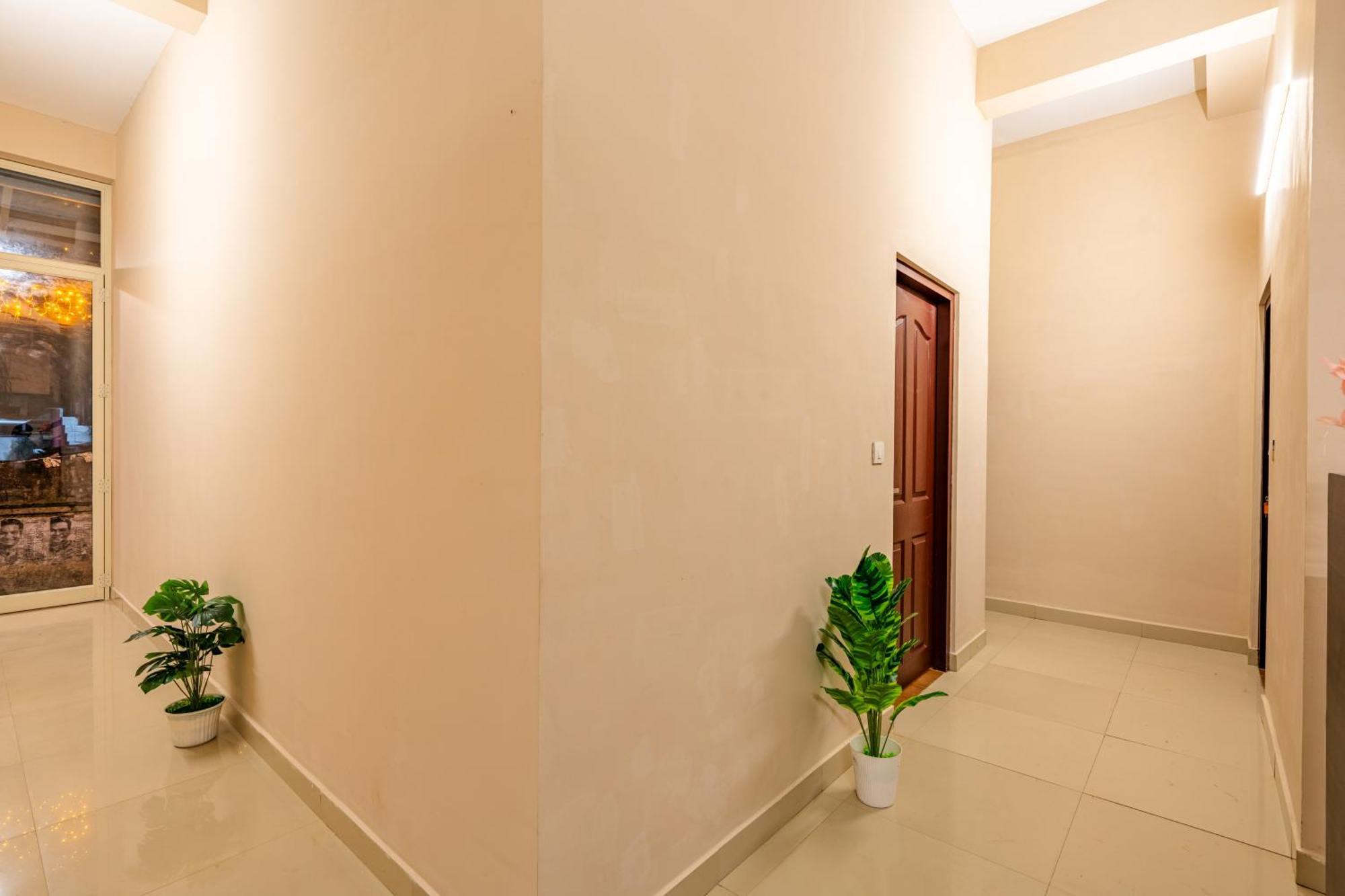 Yaad Residency Hotel Kochi Kültér fotó