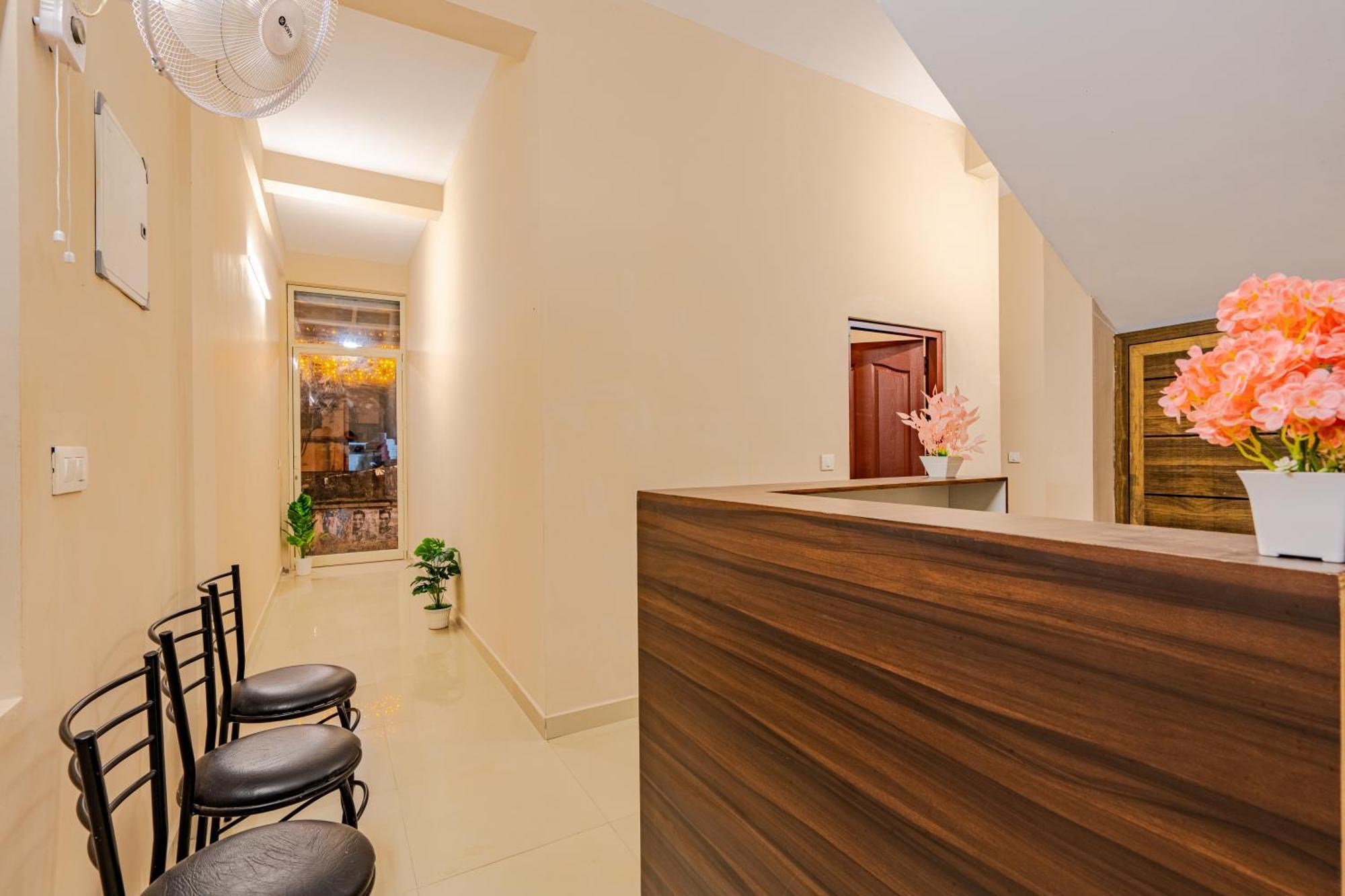Yaad Residency Hotel Kochi Kültér fotó